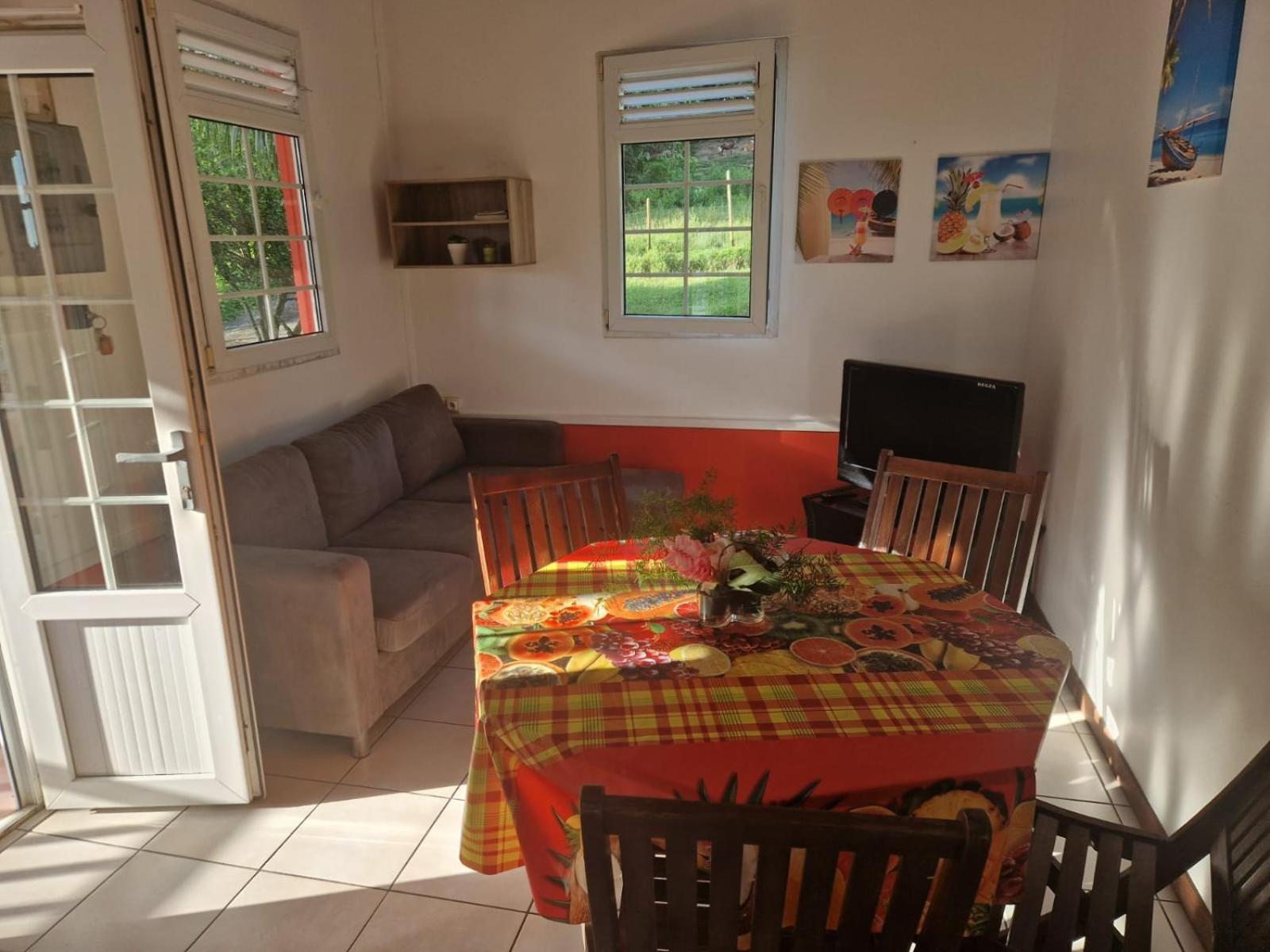 Bungalows Corail, F3 Avec Piscine A Sainte Luce Exteriér fotografie